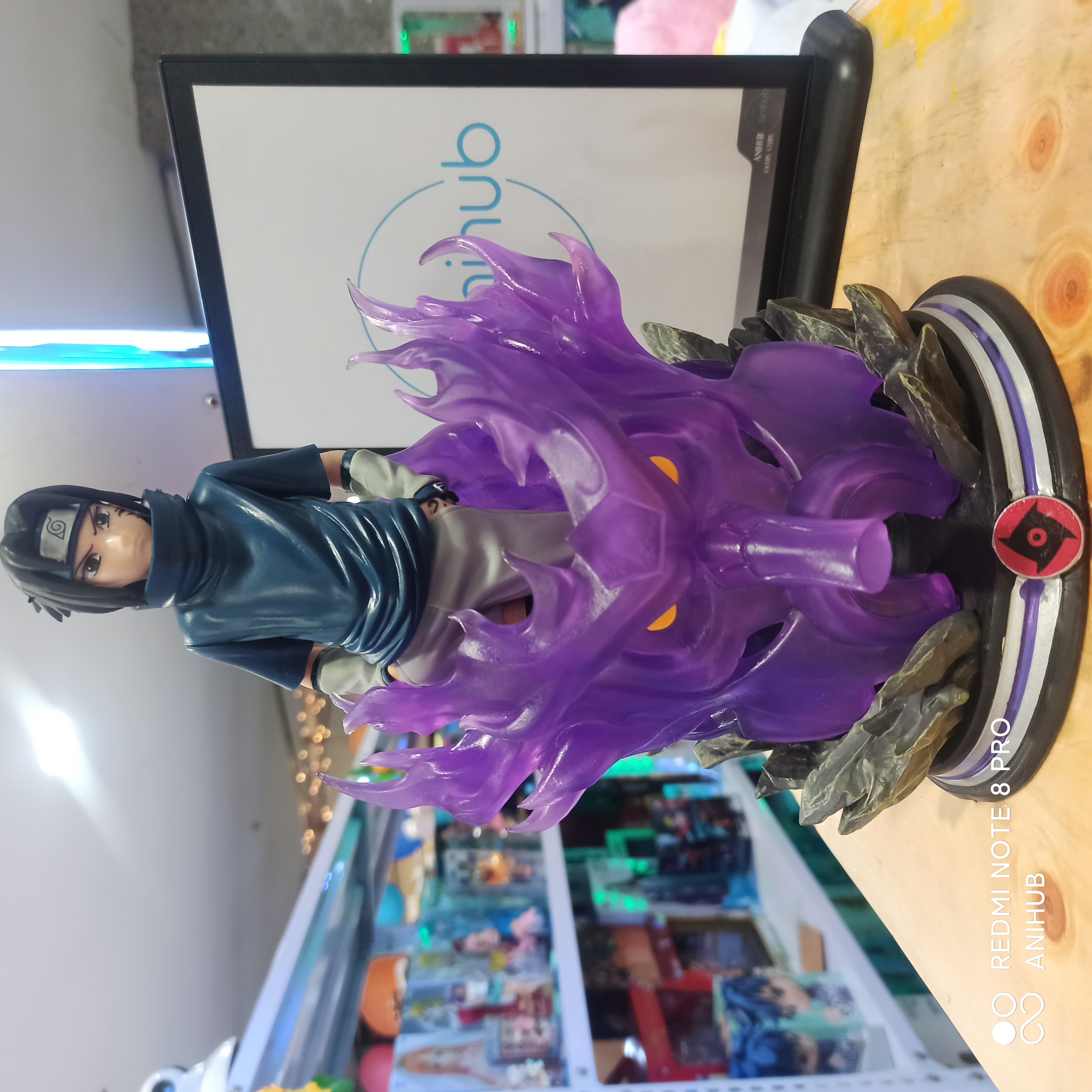 Sasuke standing statue