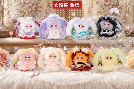 Baby Three Flower Field Messenger Plush Blind Box