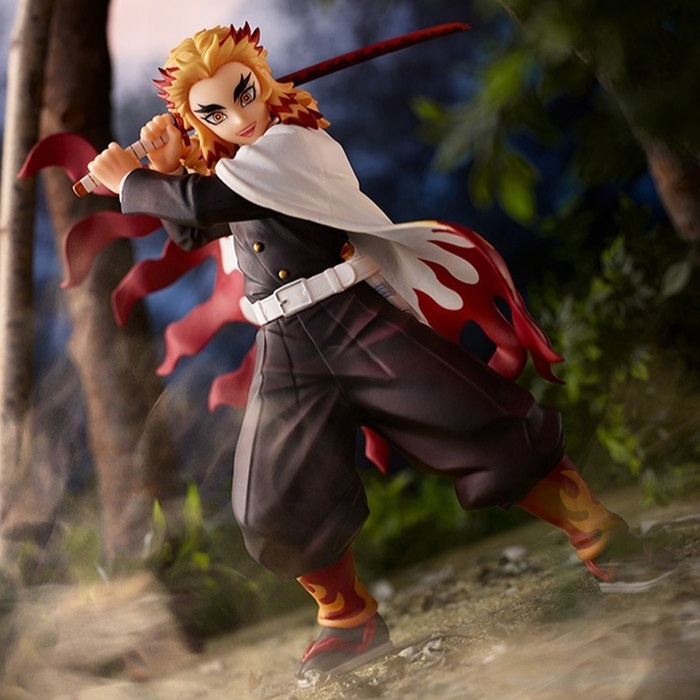 Ichiban Kuji Demon Slayer Mugen Train Prize A Kyojuro Rengoku Figure