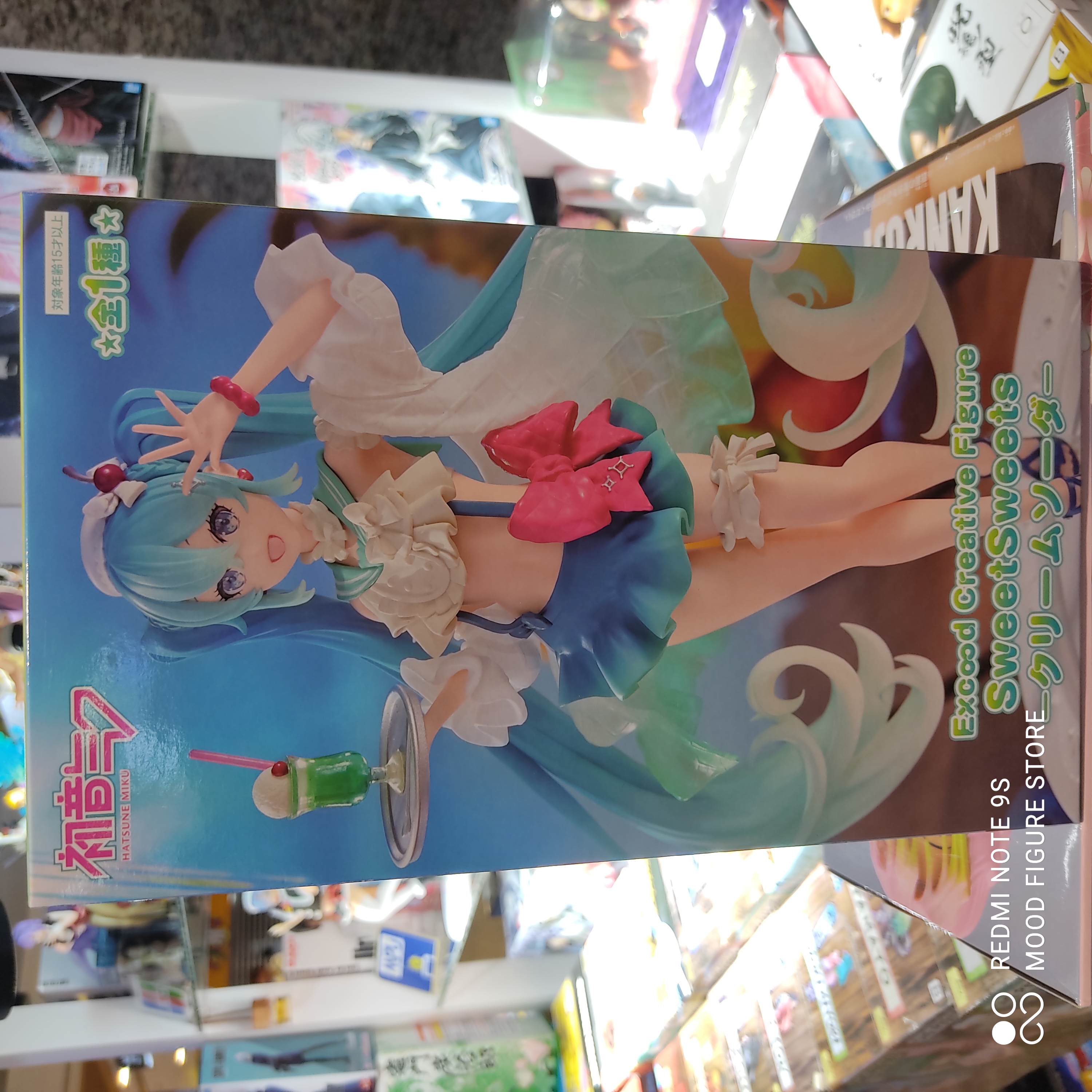 Vocaloid SweetSweets Series Hatsune Miku (Melon Cream Soda Float Ver.) Exceed Creative Figure