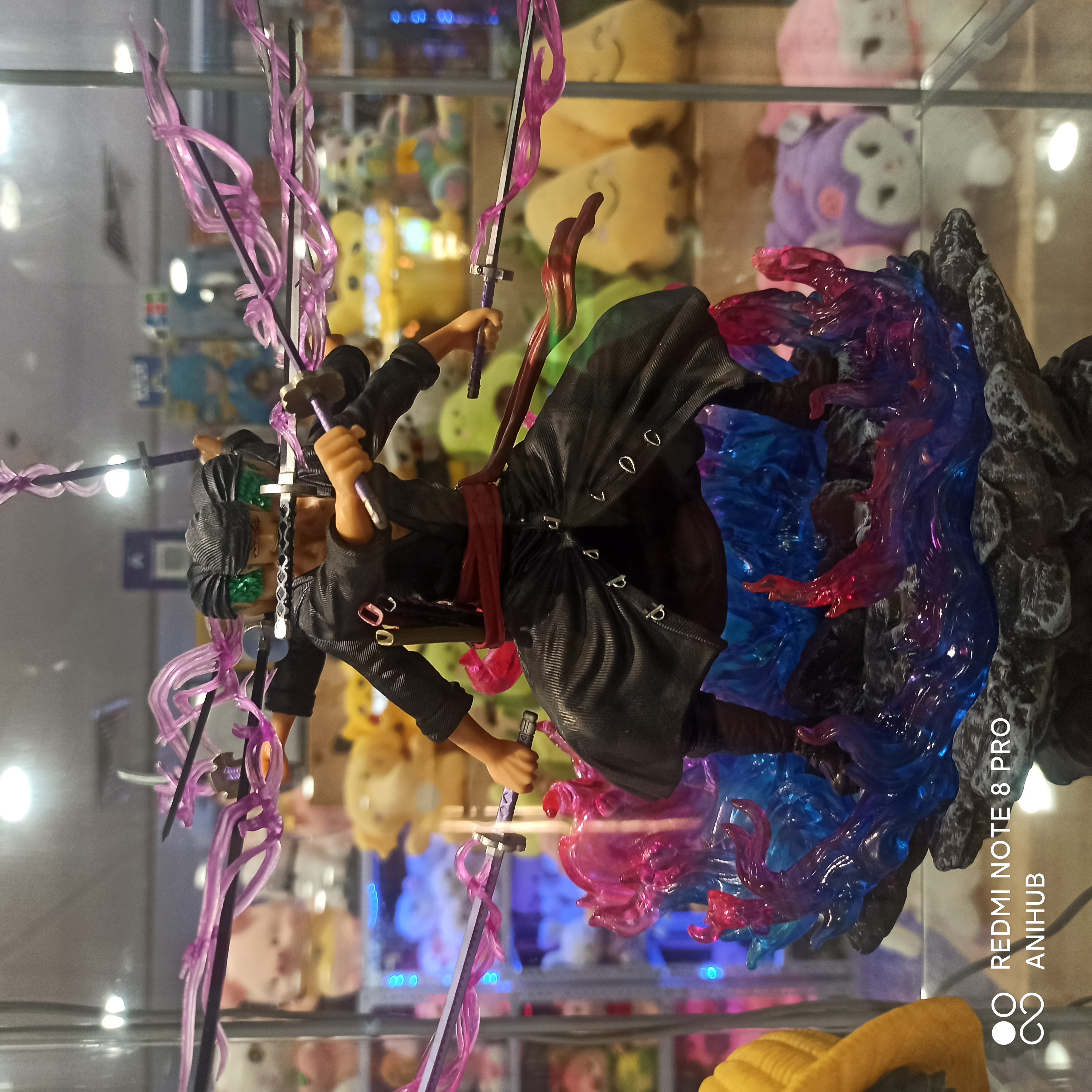 Zoro 9 Sword Statue