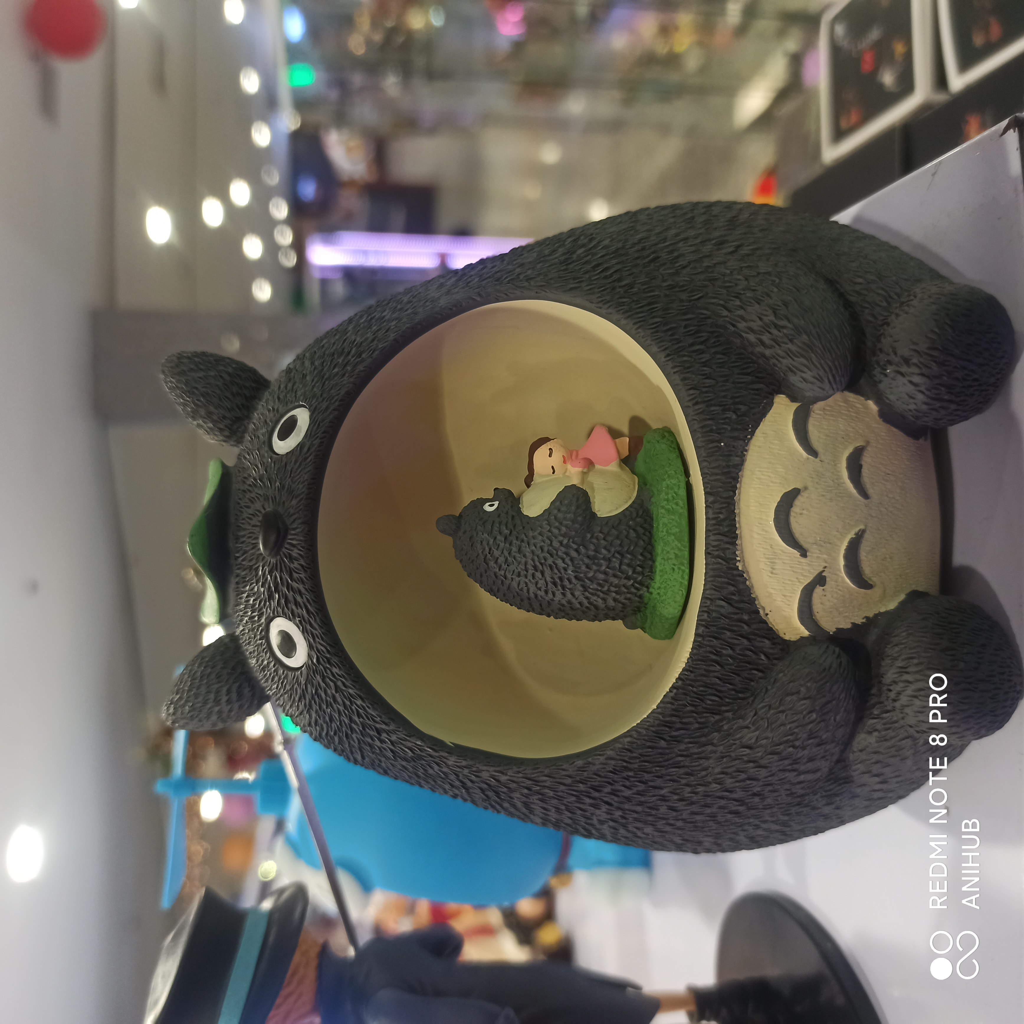 Totoro Hug Lamp