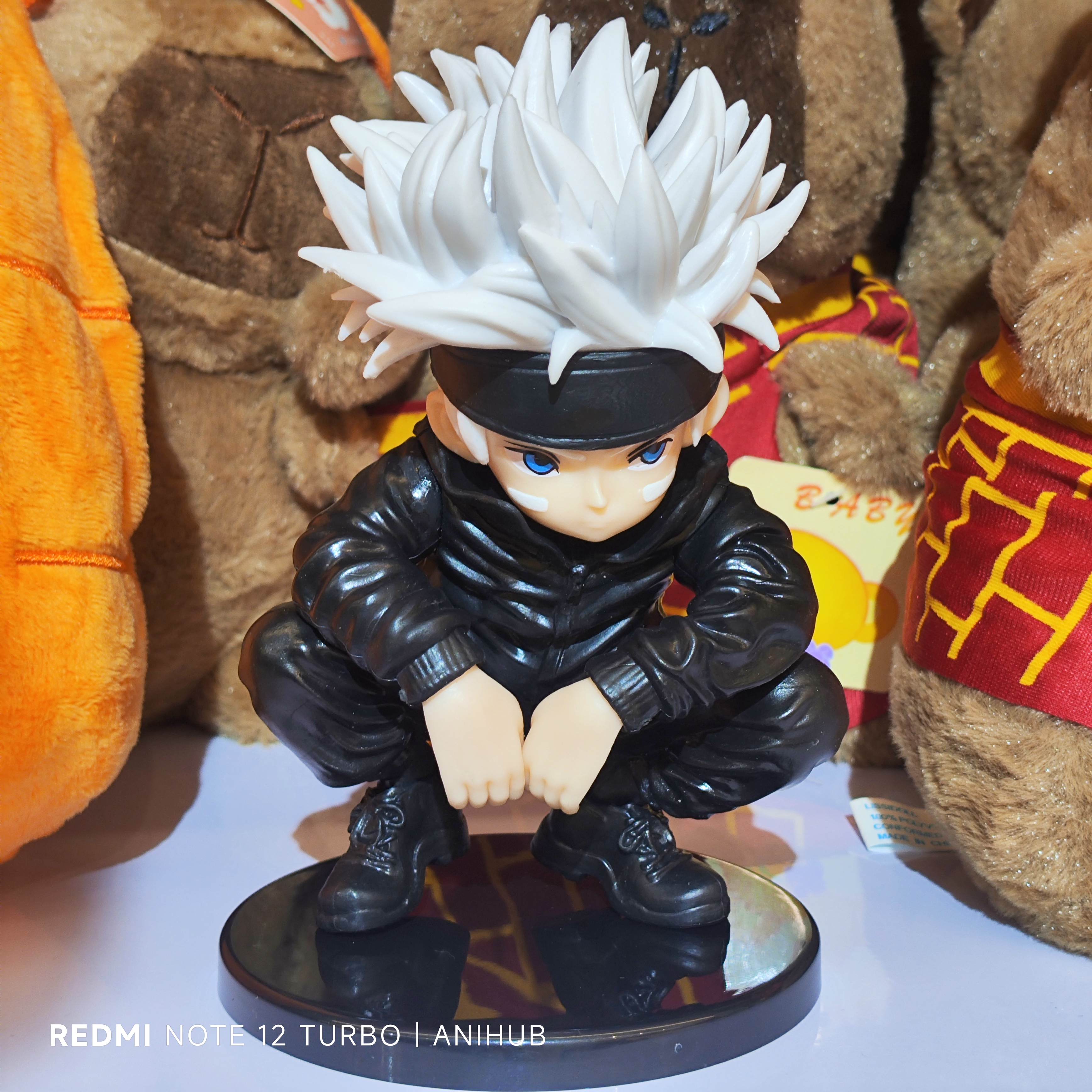 Gojo Sitting Chibi With Box