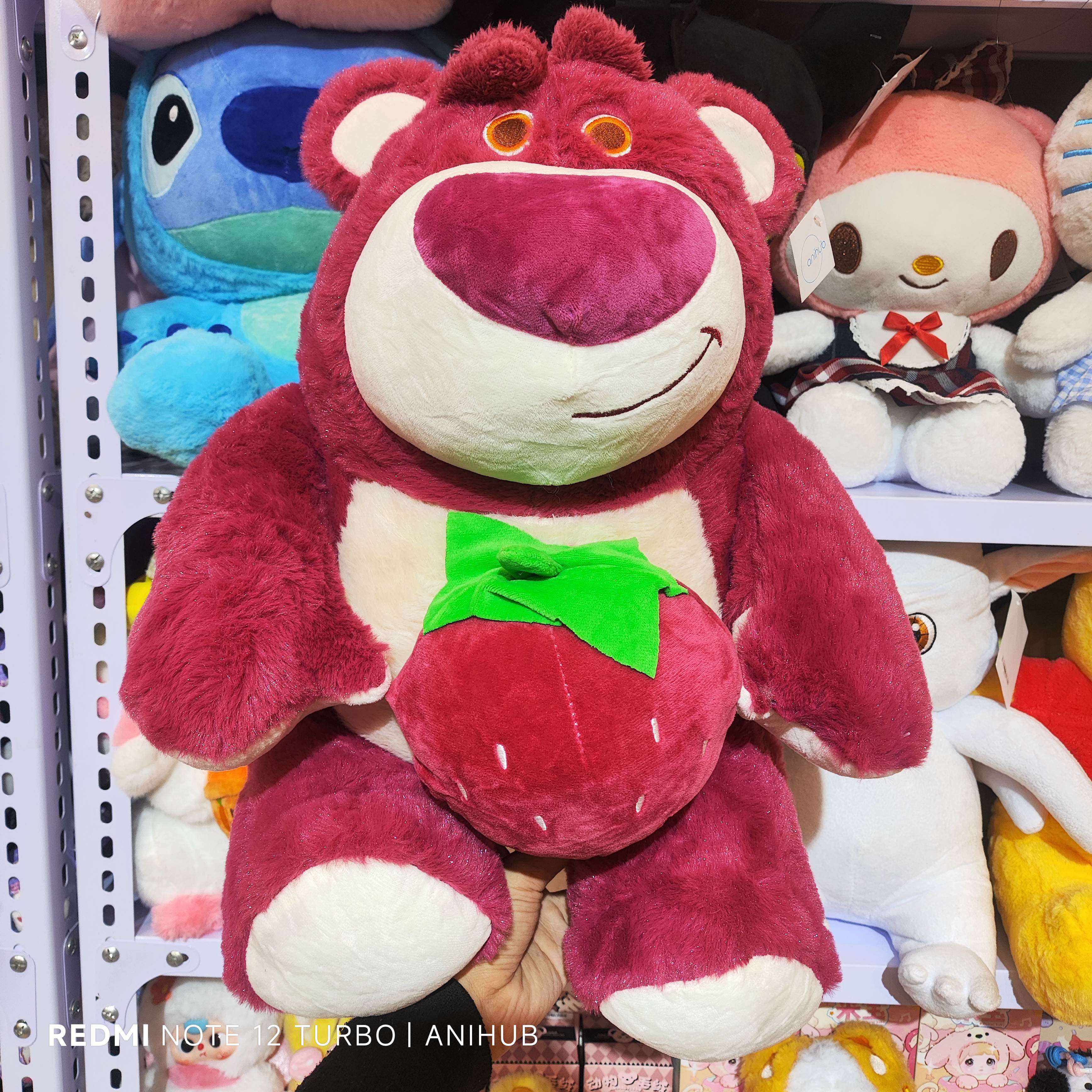 Lotso Holding Strawberry 40cm