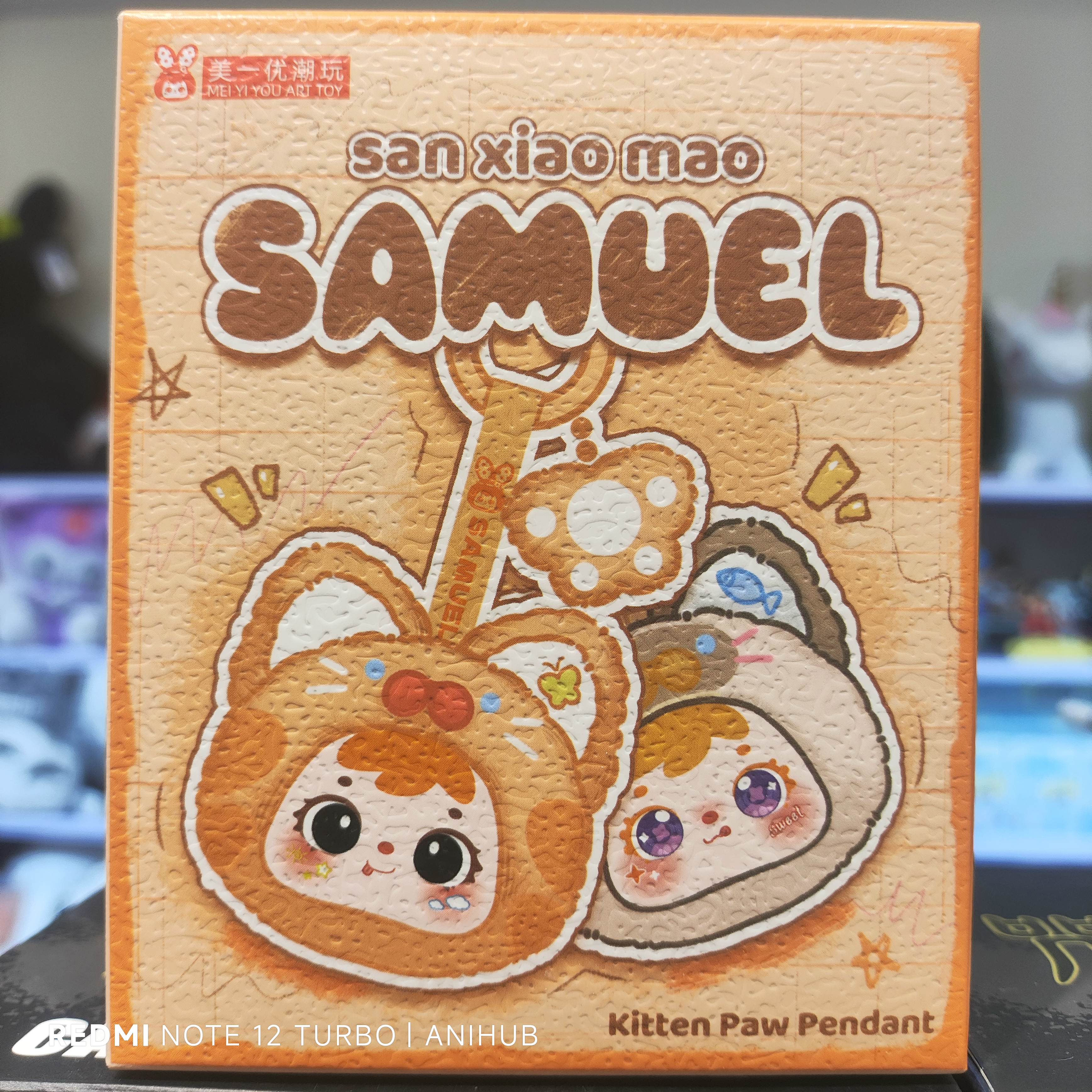 Samuel Kitten Paw Pendant Blind Box